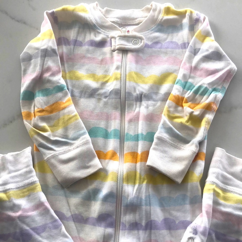 Hanna Anderson Onesie pastel rainbows 2T